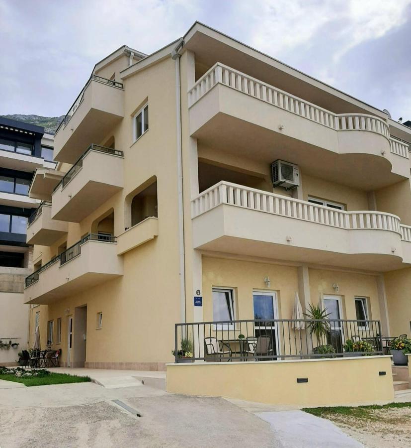 Akmadzic Apartment Makarska